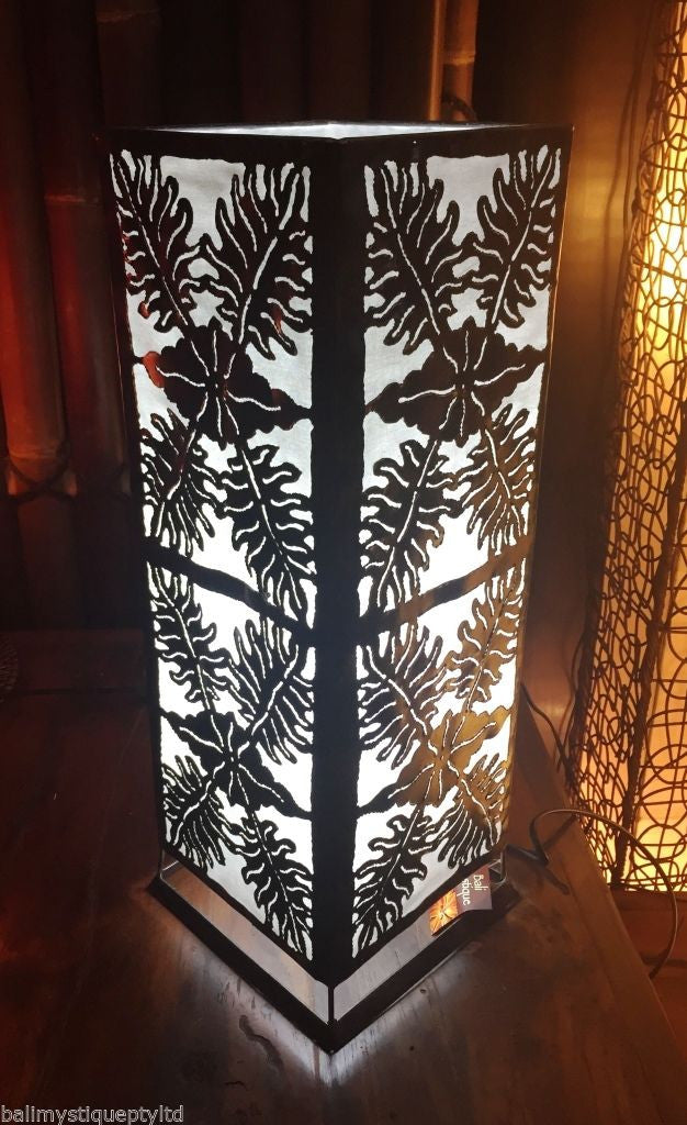 Moroccan Metal Table Lamp / White Insert Leaf Design
